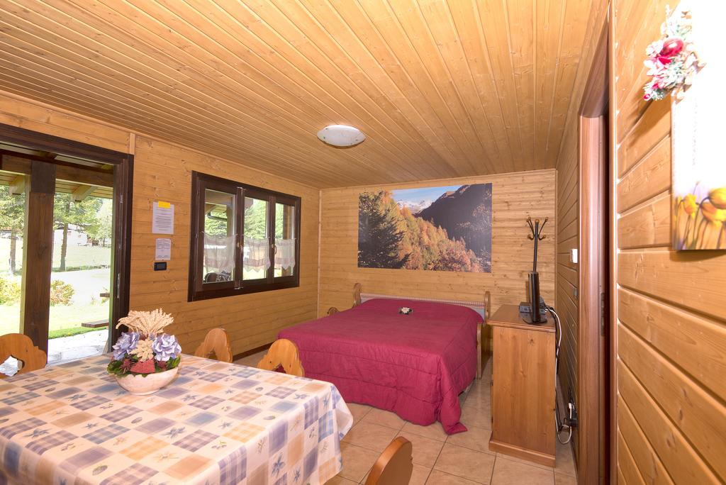 גרסוני-סן-ג'אן Margherita Camping & Resort חדר תמונה
